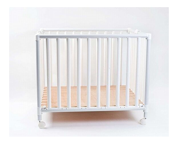 לול פלסטיק מתקפל BABYTECH