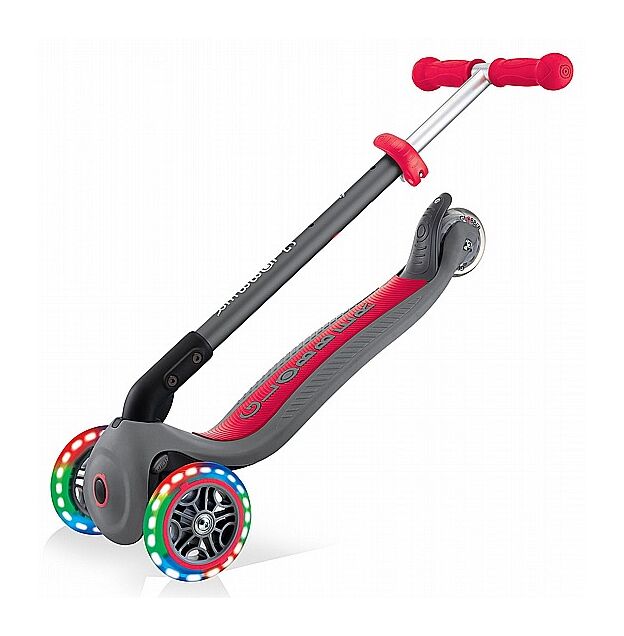 קורקינט מתקפל לילדים עם אורות בגלגלים Primo Lights, ידית בגובה משתנה וציפוי מונע החלקה